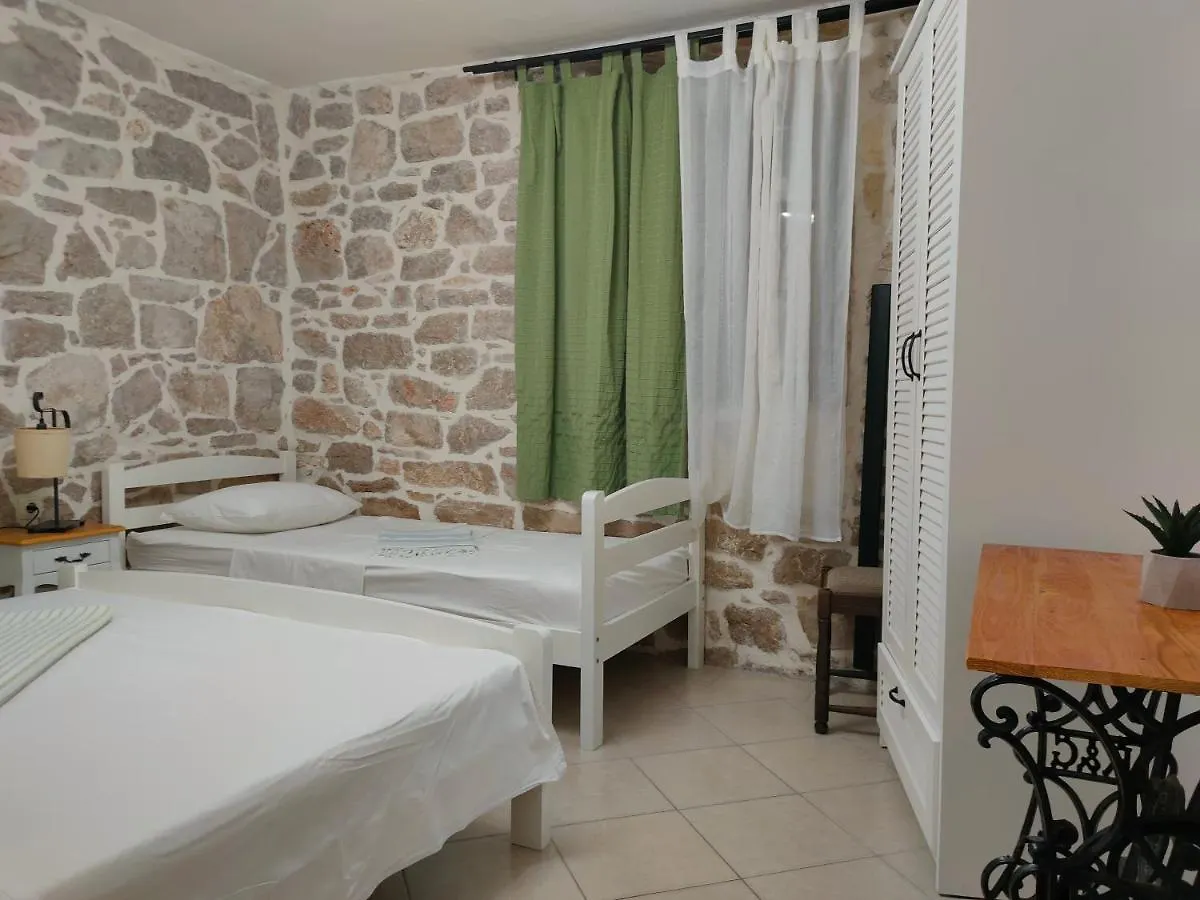 Holiday Home Barbarosa Sveti Filip i Jakov